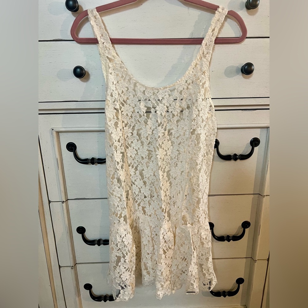 Abercrombie Lace Sleeveless tunic